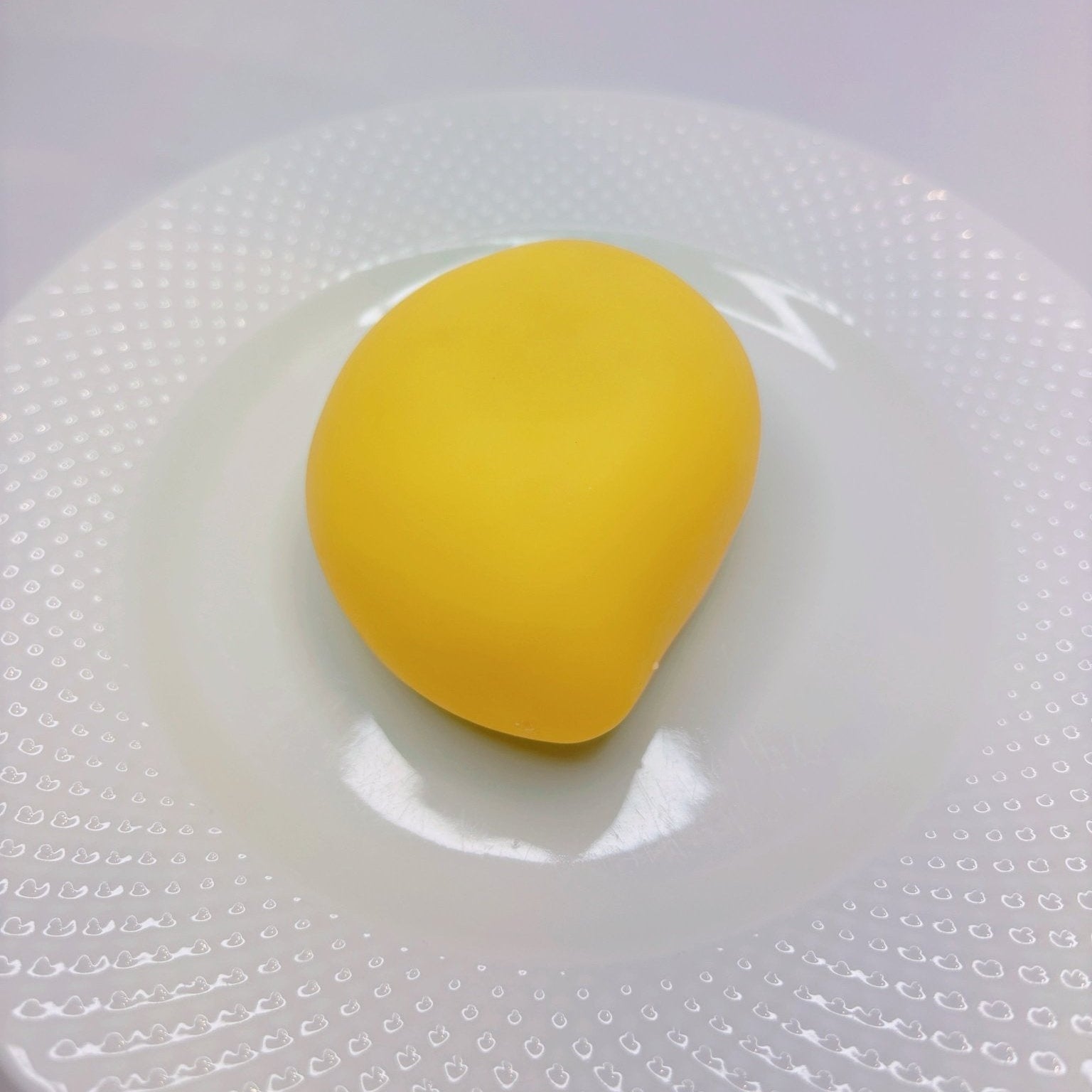 Crunchy Color-Changing Mango Squishy - Nutty SquishyNutty SquishySquishy